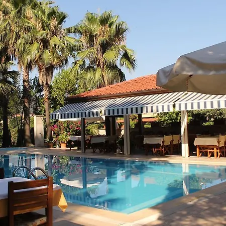 Aparthotel Nirvana 2*